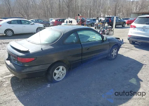 2000 Ford Escort Zx2 z USA, uszkodzony, nr VIN 3FAKP1133YR204375